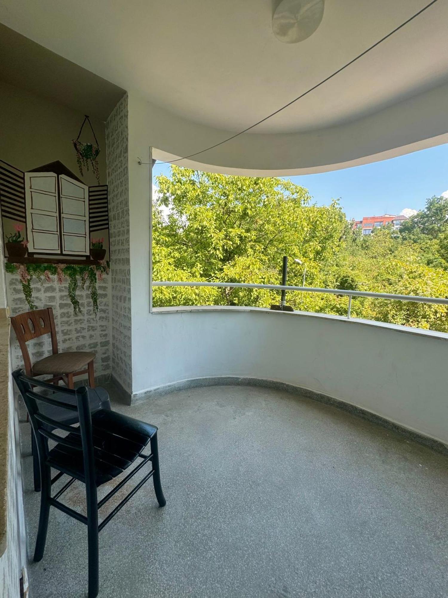 Spacious Apartment Next To South Park Просторен Апартамент До Южен Парк Top Location Sofia Esterno foto